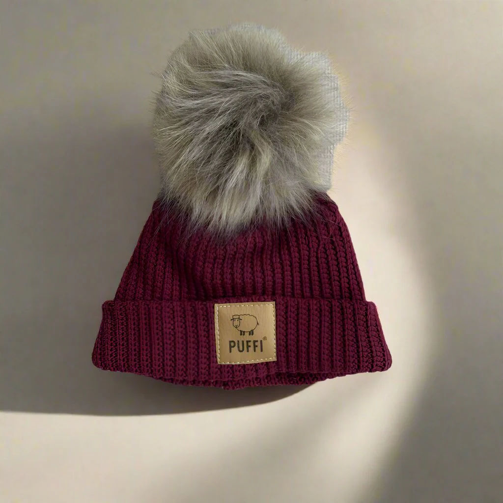 Knitted lined hat - Burgundy + POM POM