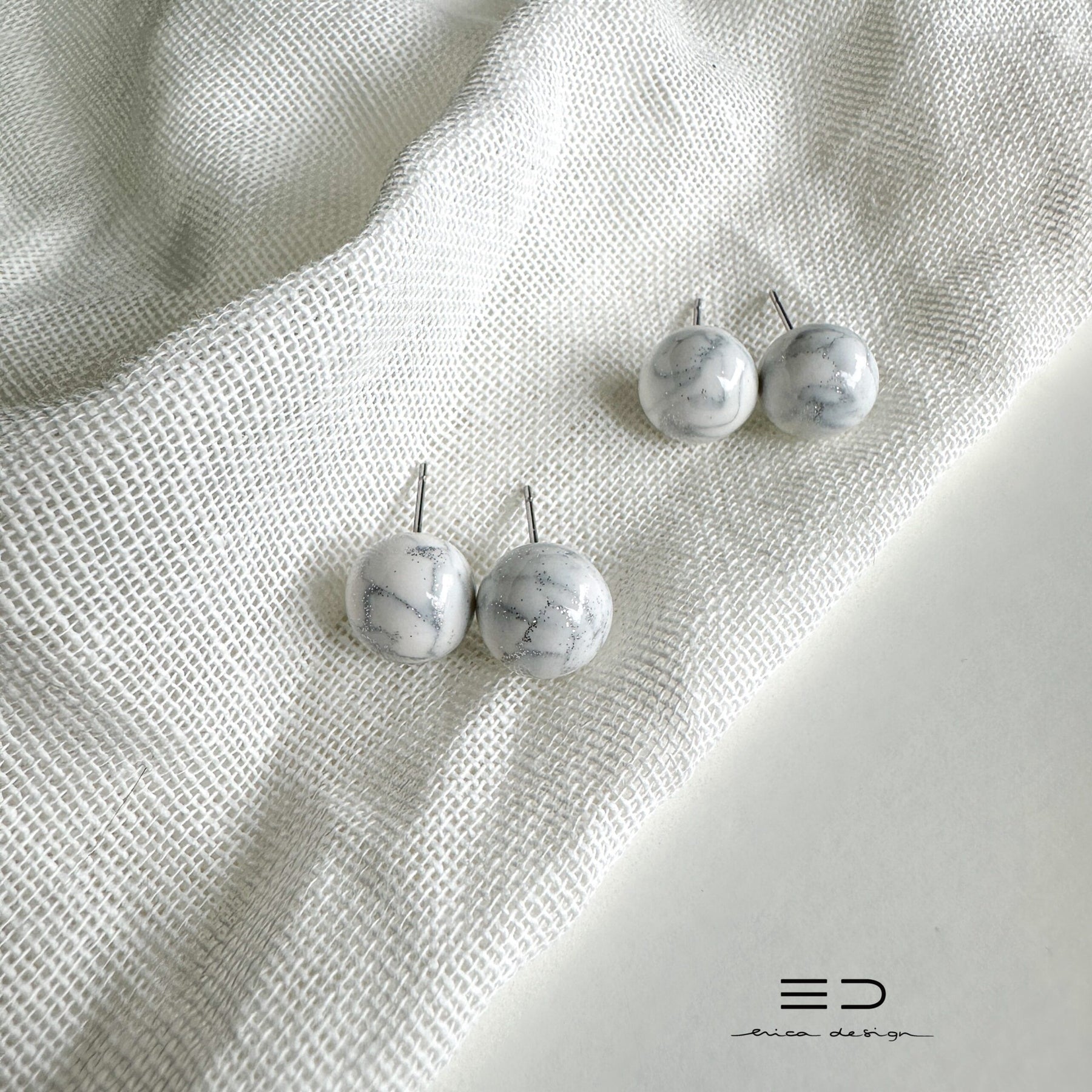 bulb uhani | marble srebrne bleščice