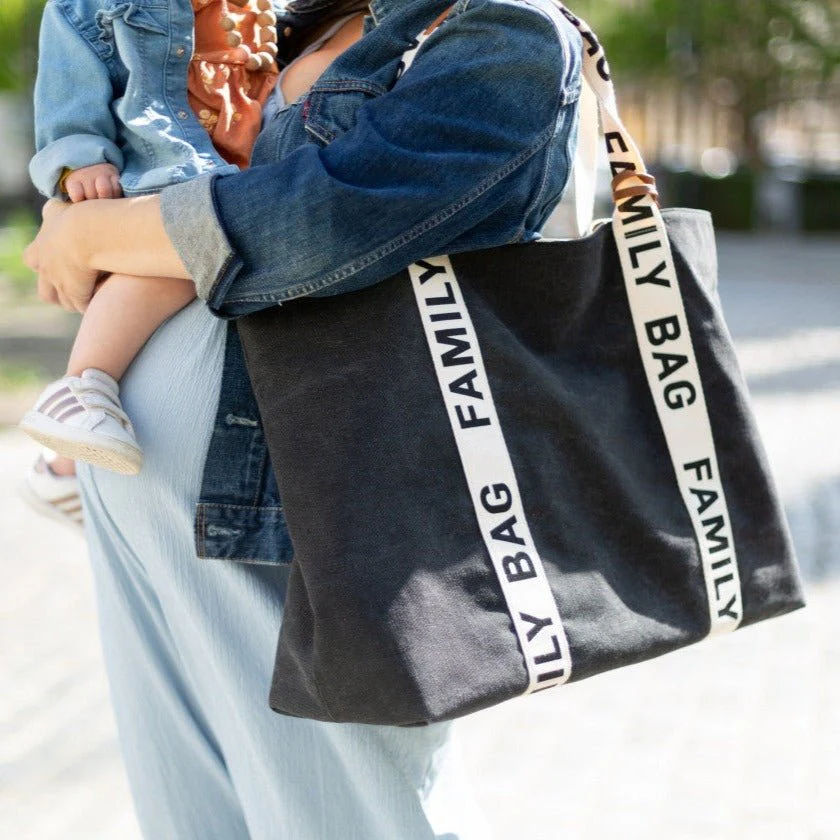 Torba FAMILY BAG Signature Canvas, BLACK