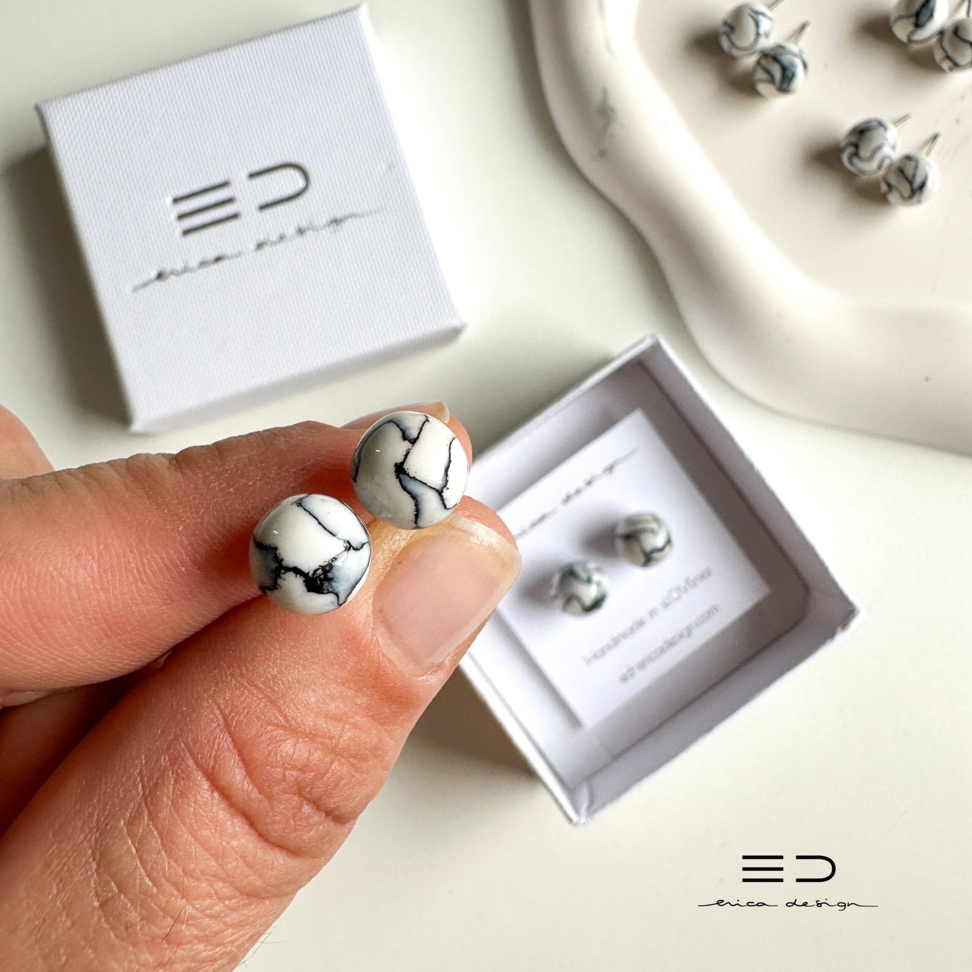 bulb uhani | marble črna