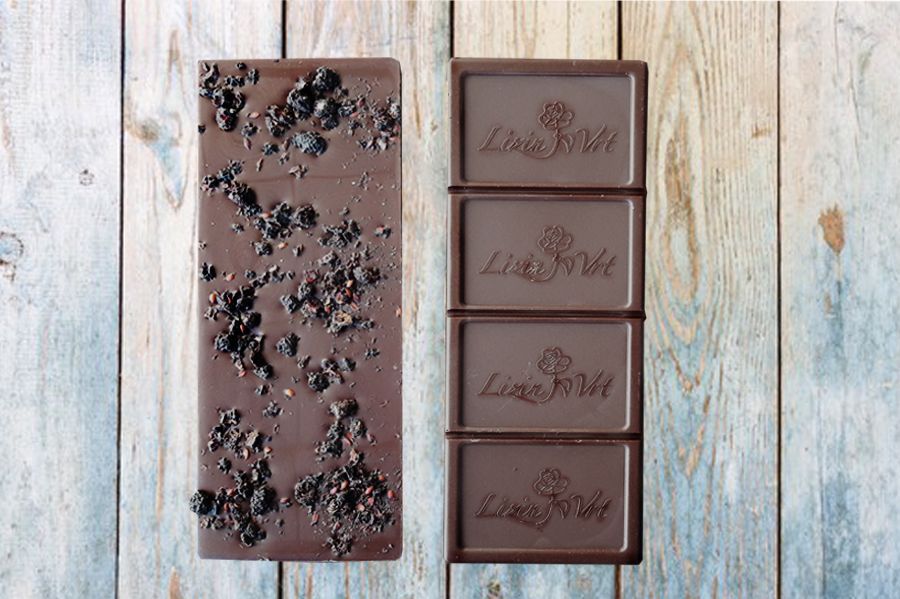 OUT OF STOCK / Organic raw chocolate - aronia and ginger 50g