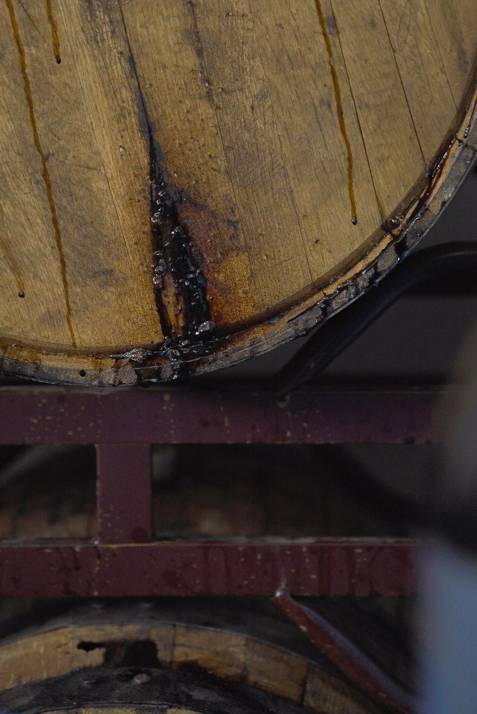 Pelicon the Leaking Barrel Beer Gift Collection with Glass