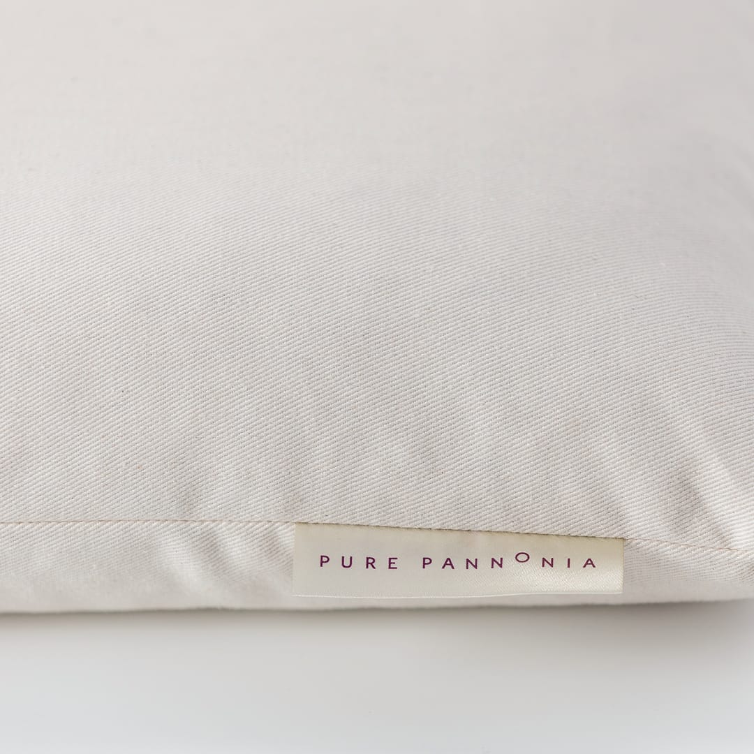 Sopia pillow (lavender, buckwheat hulls)